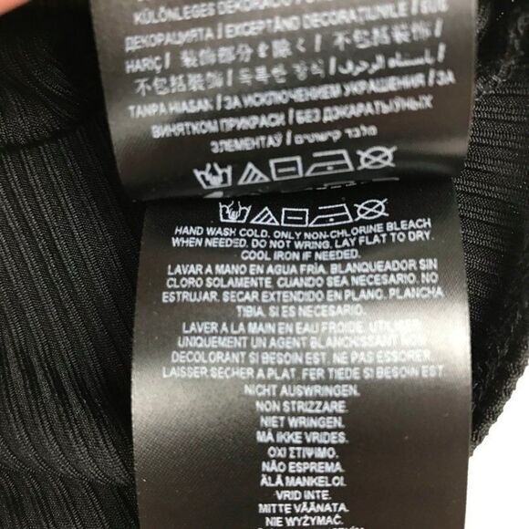 NEW Guess Olya Crochet Trim Bodysuit Women's XL Black Ribbed Knit Stretch V-Neck - Picture 9 of 12